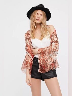 ✨💛 Free People Fleur De Lis Kimono Sheer Metallic Floral Boho Top Size S NWT